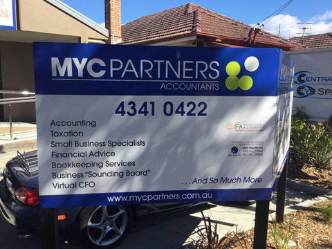 Blatch Tim & Julie - Hobart Accountants 1